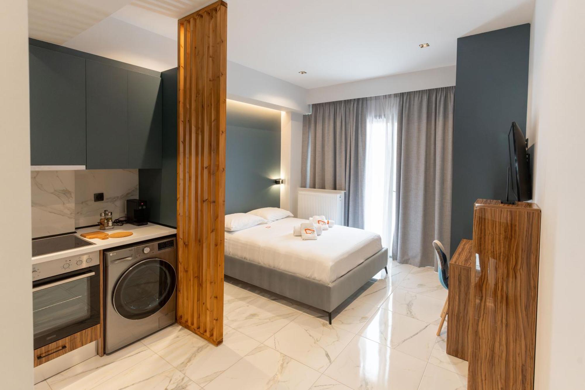 Apartment δ17 &